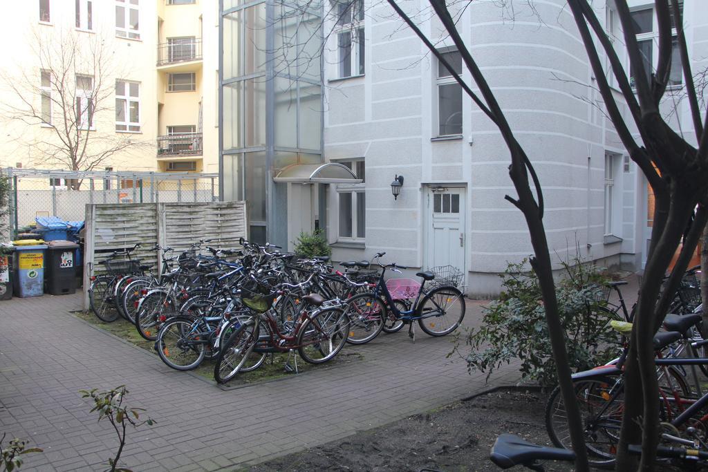 Stars Essener Strasse Berlino